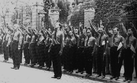 Manifestação integralista no Brasil - 1930