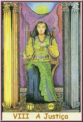 8. A Justia, no Tarot Namur, desenhado por Martha Leyrs