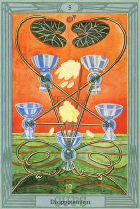 Decepção, o Cinco de Copas no Thoth Tarot de Crowley-Harris