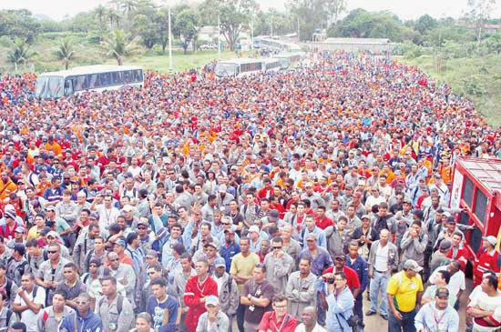 Trabalhadores demitidos