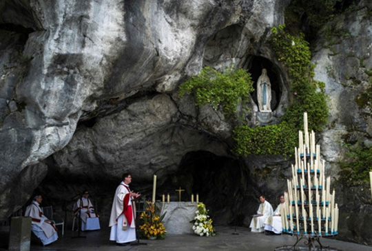 Gruta do Santuário de Lourdes