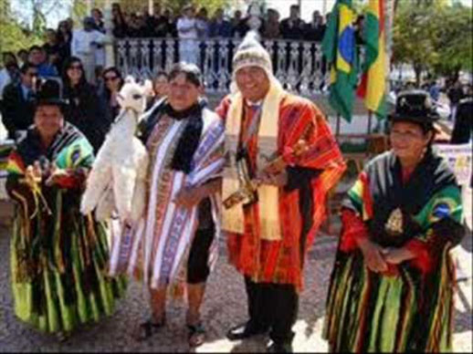 População nativa em festa na Bolívia